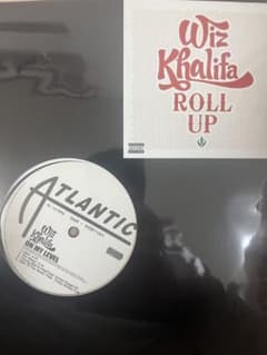 Wiz Khalifa Roll Up Young Wild Free レコード Wiz Khalifa Roll Up Young Wild Free レコード - メルカリ