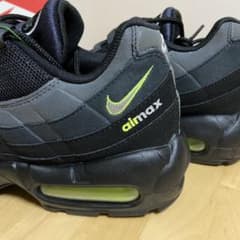 24.5 海外限定 Nike Air Max 95 Grey Voltのサムネイル