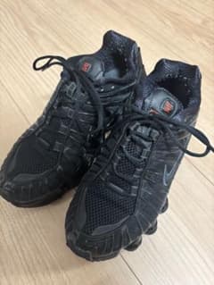 Nike shox tl ブラック 23.5㎝のサムネイル