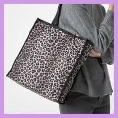 LeSportsac LG BOOK TOTE トーニーレオパード【美品】 - メルカリ