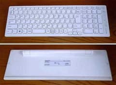 VGP-WKB14 VAIO純正 ワイヤレスキーボード 白/完動品のサムネイル