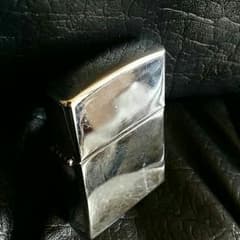 ZIPPO型オイルライターのサムネイル