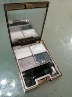 LUNASOL セントフォルムアイズ　アイシャドウのサムネイル