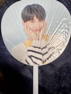 SEVENTEEN ジョシュア うちわ HANAのサムネイル