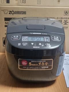 半額【2026年度製】ZOJIRUSHI 炊飯器 NL-BY05 ブラック3合 - メルカリ