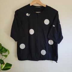 CRESCENT ジッパー付きドット柄 プルオーバー　カタログ掲載商品【極美品】 CRESCENT ジッパー付きドット柄 プルオーバー カタログ掲載商品【極美