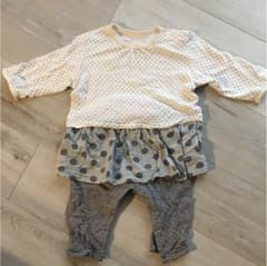 美品！ユニクロ ワンピ風ロンパース70のサムネイル