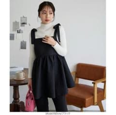 新品　ショルダーリボントップスのサムネイル