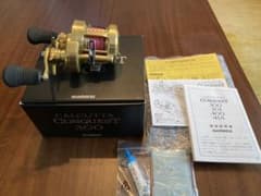 SHIMANO 18CALCUTTA CONQUEST 300のサムネイル