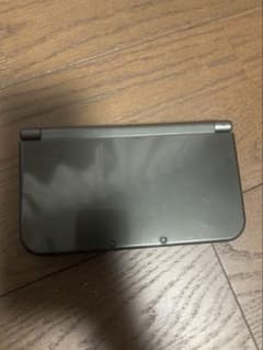 【動作良好】Newニンテンドー3DSLL メタリック・ブラックのサムネイル