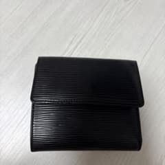 LOUIS VUITTON エピ 二つ折り財布 ブラックのサムネイル