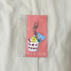 NiziU ニジュー リオ 1周年 ラバー キーホルダーのサムネイル