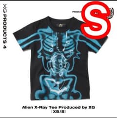 XG X-ray Tシャツ XL おまけショッパー カード メルカリ便 Alien X-Ray Tee Produced by XG Tシャツ Sサイズ - メルカリ