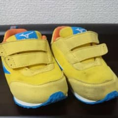 (ちっちゃい恐竜様専用)【３月末で処分】ミズノ タイニーランナー14.5cmのサムネイル