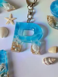 海モチーフイニシャル[R.H]キーホルダーのサムネイル