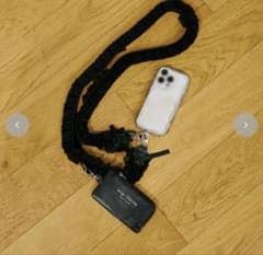しまむら 辻希美Ange Charme スマホショルダー ブラック - メルカリ