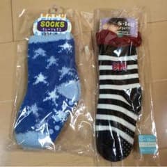 新品！！子供用靴下のサムネイル