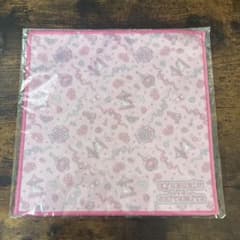 きゅるりんってしてみて　ハンドタオルのサムネイル