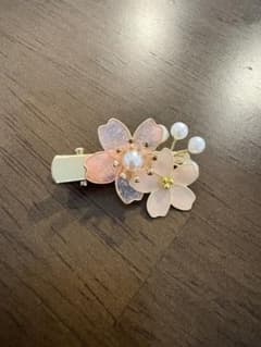 桜モチーフ ヘアクリップ ピンクのサムネイル