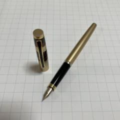 美品モリソン万年筆　金ペン先　細字のサムネイル