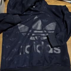adidas トレフォイルロゴ パーカー 紺のサムネイル