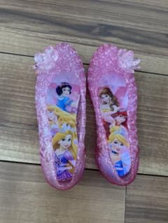 18.0 ディズニープリンセスサンダルのサムネイル