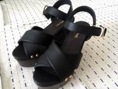 【美品】Heather 黒 クロスサンダル Sサイズ【ほぼ新品】のサムネイル
