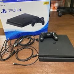 ps4 500GB ジェットブラックのサムネイル