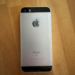 Apple iPhone SE本体のサムネイル