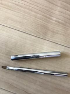 ジルスチュアート リップブラシのサムネイル