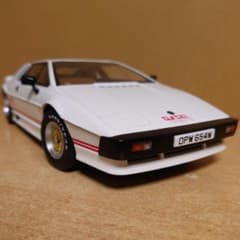 1/18 ロータスエスプリターボ ホワイト 1981 Lotus Esprit - メルカリ