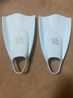 水泳練習用フィンのサムネイル