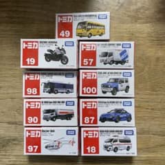 未開封トミカ9点　※箱つぶれ1点含みますのサムネイル