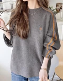 Classical Elf ワンポイント胸刺繍×もちもち袖ライン ニットのサムネイル