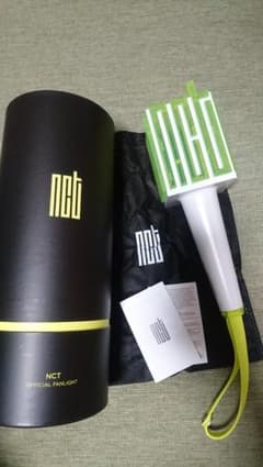 NCT　公式ペンライト 新品未使用のサムネイル