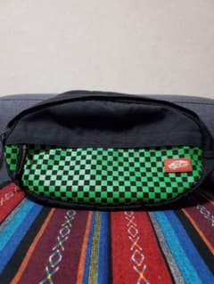Vans ウエストポーチ　チェッカーフラッグのサムネイル