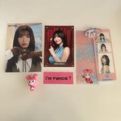 TWICE モモ 5点セットのサムネイル