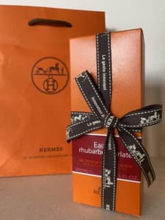 seachel様専用☆ 新品ギフト♡HERMES ヘア&ボディ シャワージェルのサムネイル