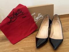 Christian Louboutin エナメルパンプス ブラックのサムネイル