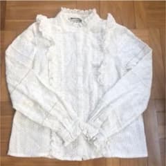 ZARAザラ刺繍レースブラウスシャツ　Mサイズのサムネイル