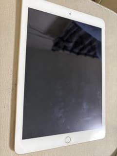 ジャンクiPad (6th Generation) 32GB スペースグレーBelanja di