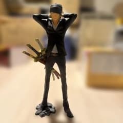 ONE PIECE 조로 슈트 피규어