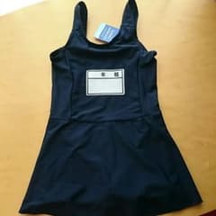 イオ様専用新品✨水着 130サイズのサムネイル