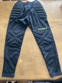 ケルメ130 cm キーパー用サッカーパンツのサムネイル