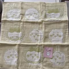 ちいかわ ガーゼハンカチ　少し大きめ　うさぎ　ハチワレ　ちいかわ 緑　グリーンのサムネイル