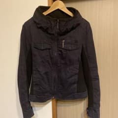 GUESS jeans 黒 紺 アウター ジャンパーのサムネイル