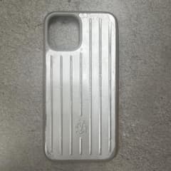 RIMOWA シルバー iPhone12用ケースのサムネイル