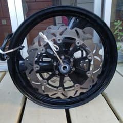 フロントホイール ディスクブレーキ付き ブラック - メルカリ