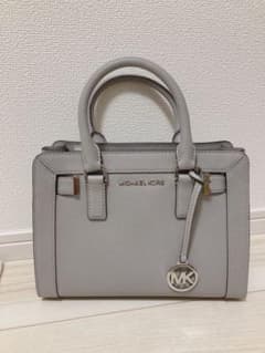 マイケルコースのサムネイル