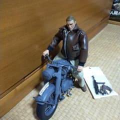 3月17日まで出品スティーブ・マックイーン 1:6 フィギュア バイク付き スティーブ・マックイーン 大脱走フィギュア＆バイクセット 1/6サイズ
